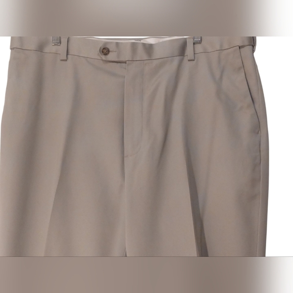 Roundtree & Yorke - Men's Casual Pants, Khaki, Comfort Waist "Ultimate Expander" - Picture 8 of 8